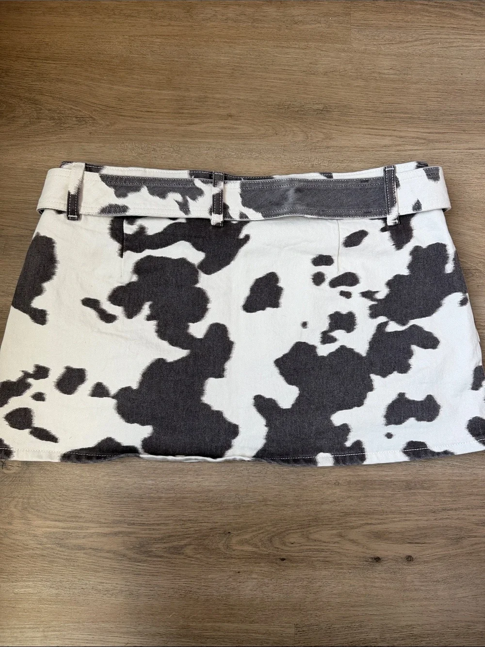 Abercrombie & Fitch Black and White Cow-Print Mini Skirt with Belt
